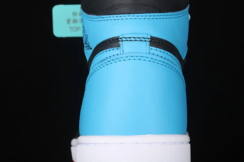 All categories Air Jordan Jordan series basketball shoes Air Jordan 1 High Air Jordan 1 High OG "UNC To Chicago" AJ1 Joe 1 police light 2.0 CD0461-046